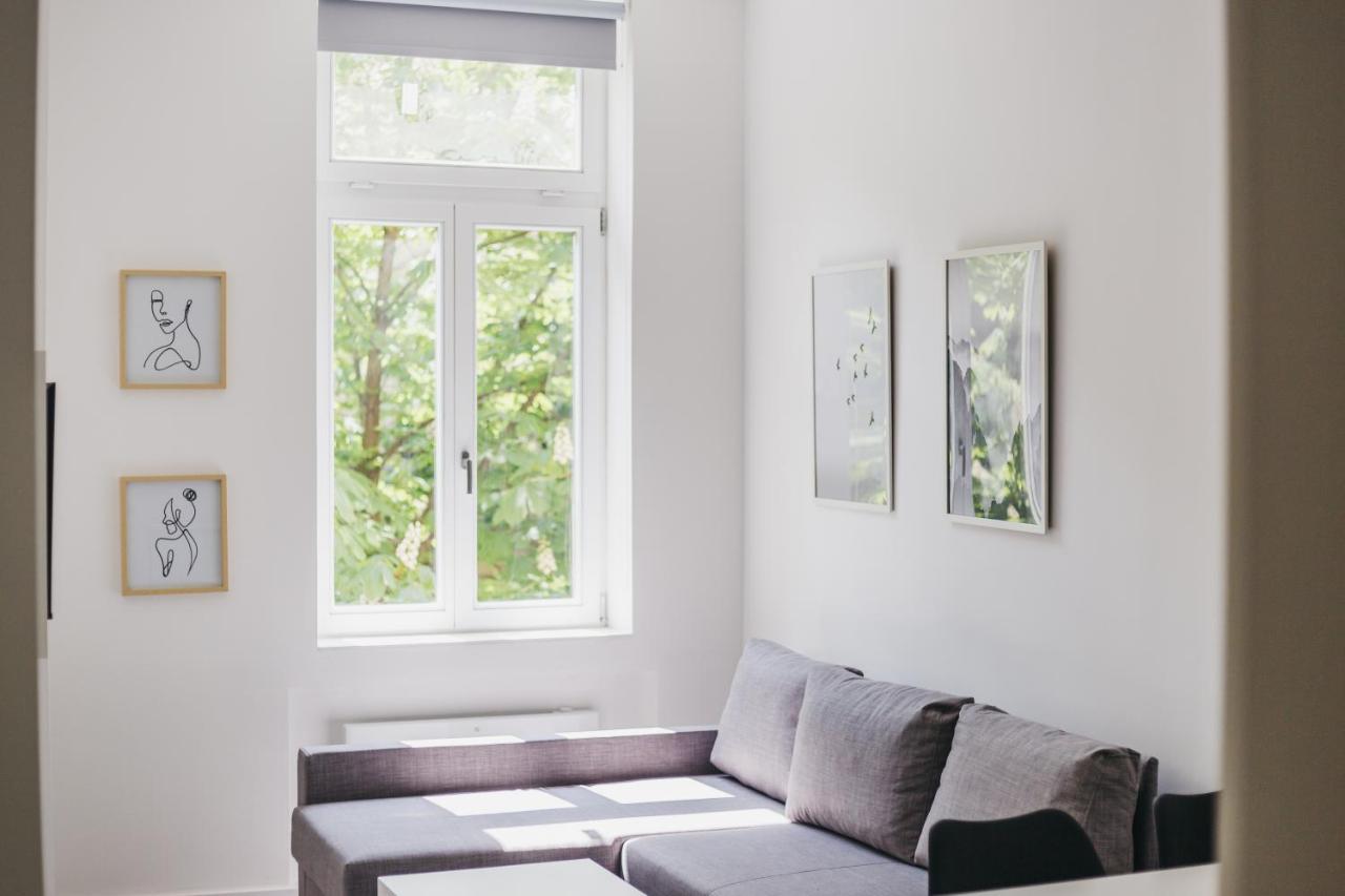 Mika Apartment And Studios 萨格勒布 外观 照片